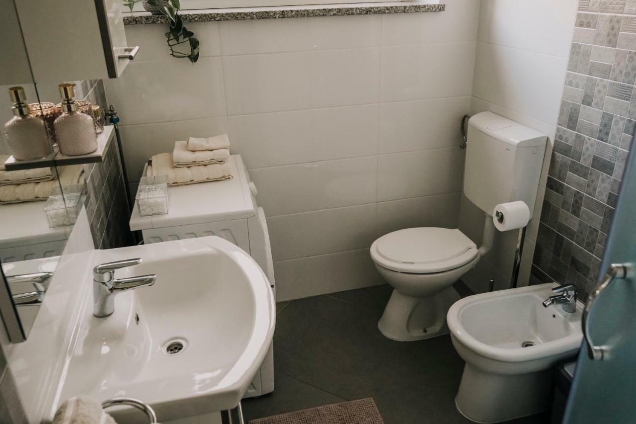 Apartman Bacchus Pula Exterior photo